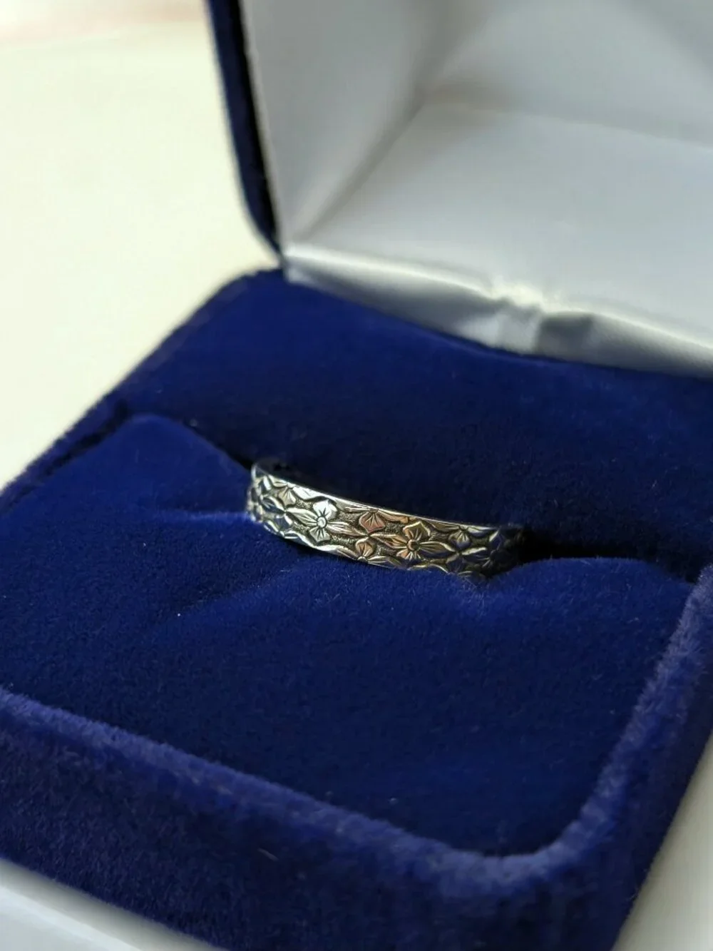 Hand Engraved Sterling Silver 925 Band Ring Floral size 6.5 NEW